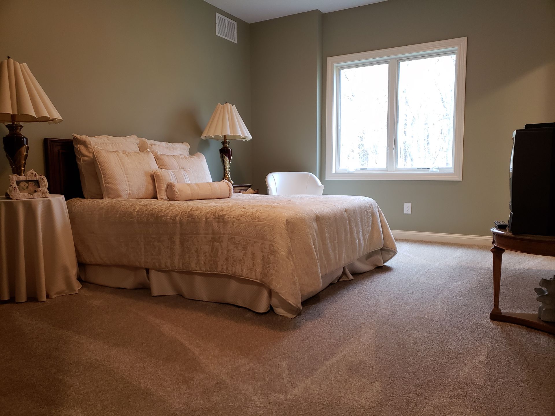 Our Flooring Showroom in Eldridge, IA Mike's FloorPro