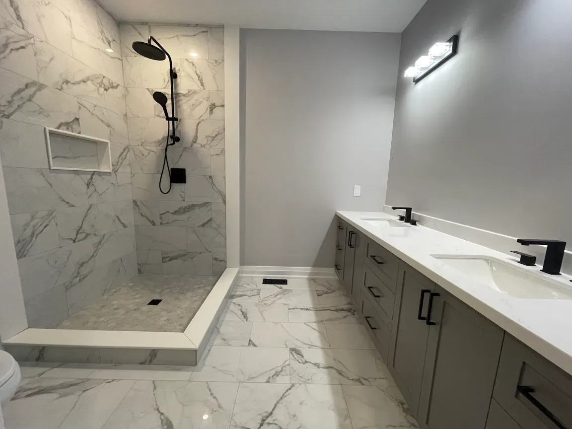 marble look tile - custom shower with hand shower and niche