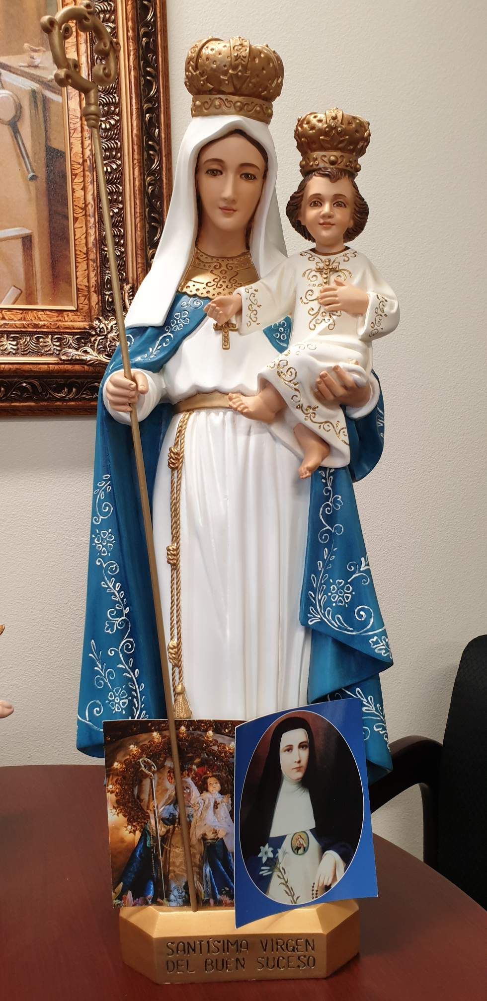 Statue of Our Lady of Good Success with baby Jesus, with blue-and-white robes and gold crowns