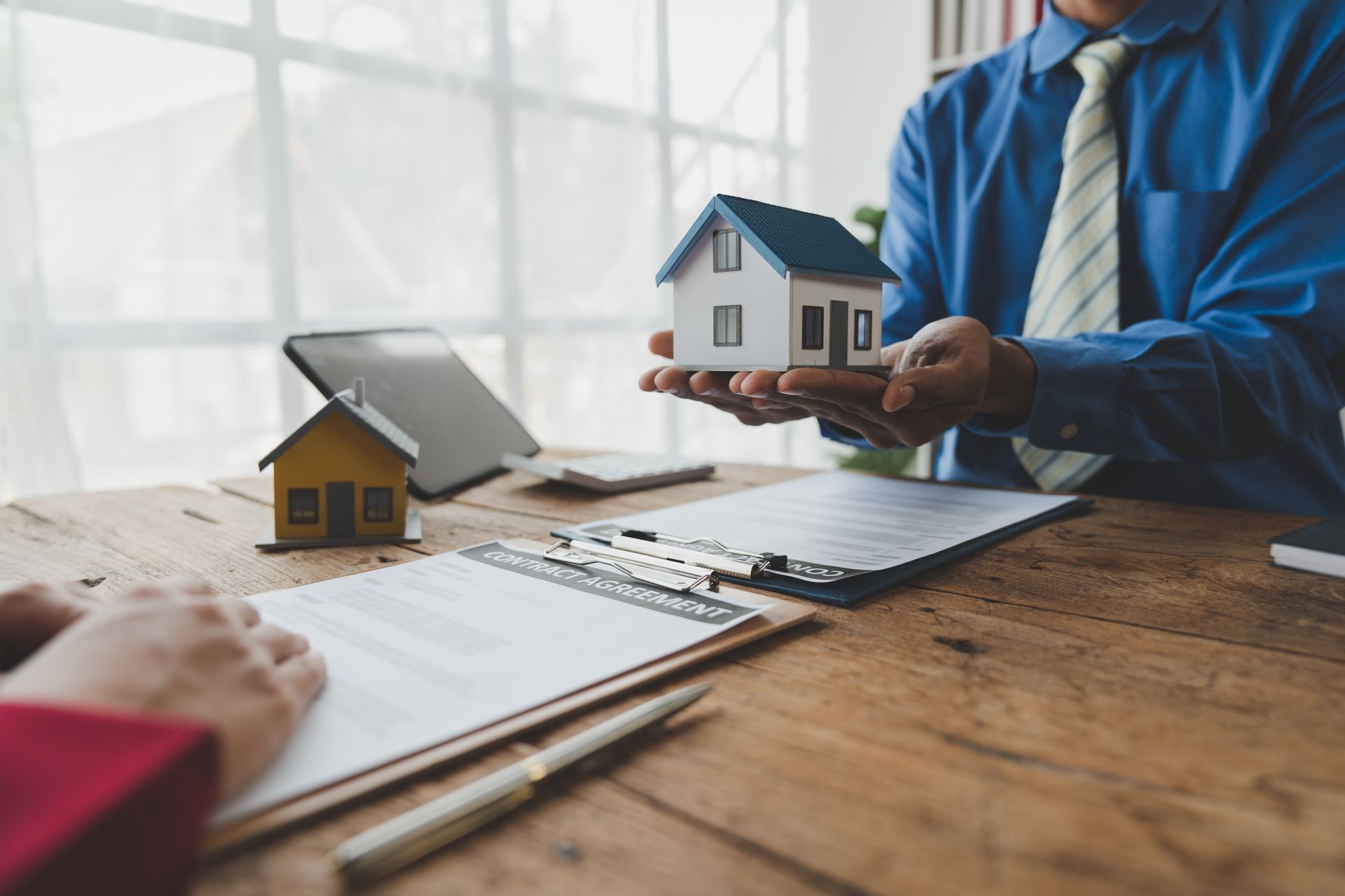 Land Broker And Client
