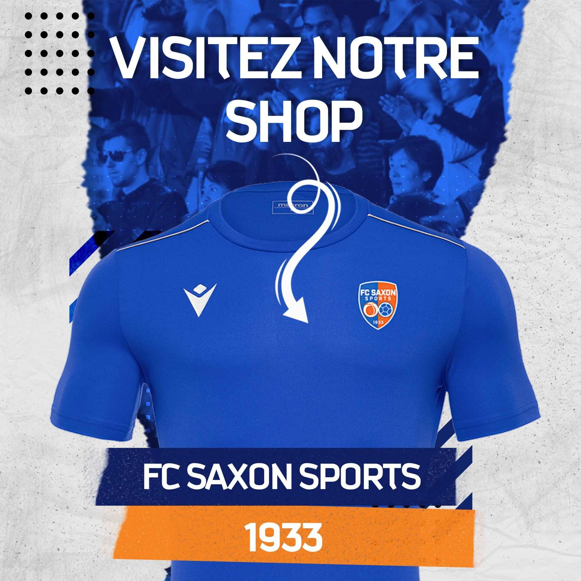 Une chemise bleue avec écrit 