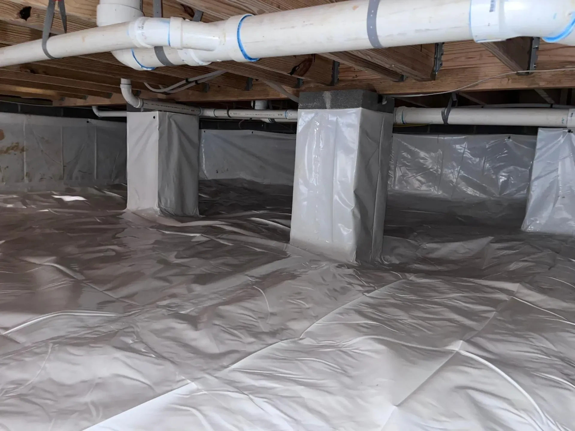 Crawl space waterproofing in the Glen Cross subdivision of Trussville, AL 35173 done by H2O Waterproofing