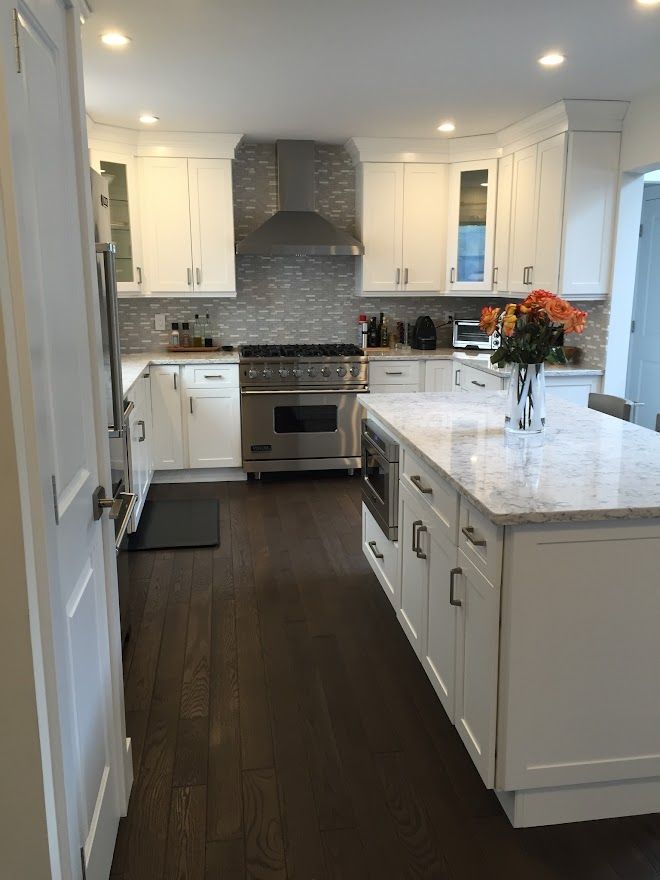 A Nice and Clean Kitchen