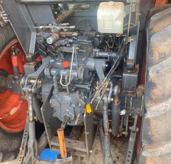 Hydraulic repairs and servicing