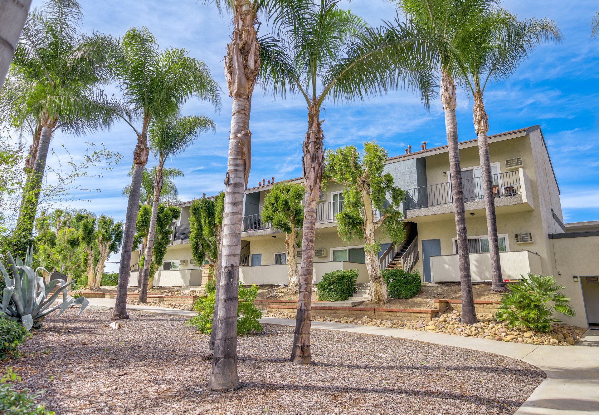 HICKORYWOOD VILLAS
