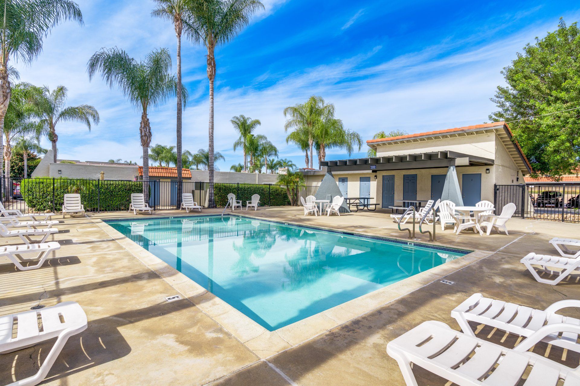 SILVERWOOD VILLAS
