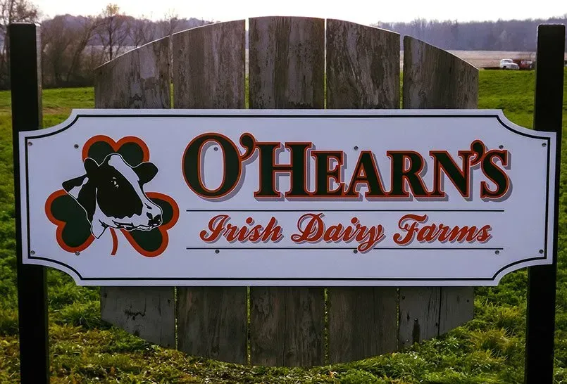 A sign that says o'hearn 's irish dairy farms on it
