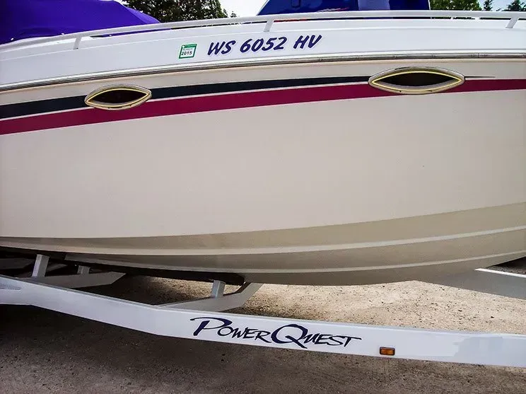 A boat with the license plate ws 6052 hv