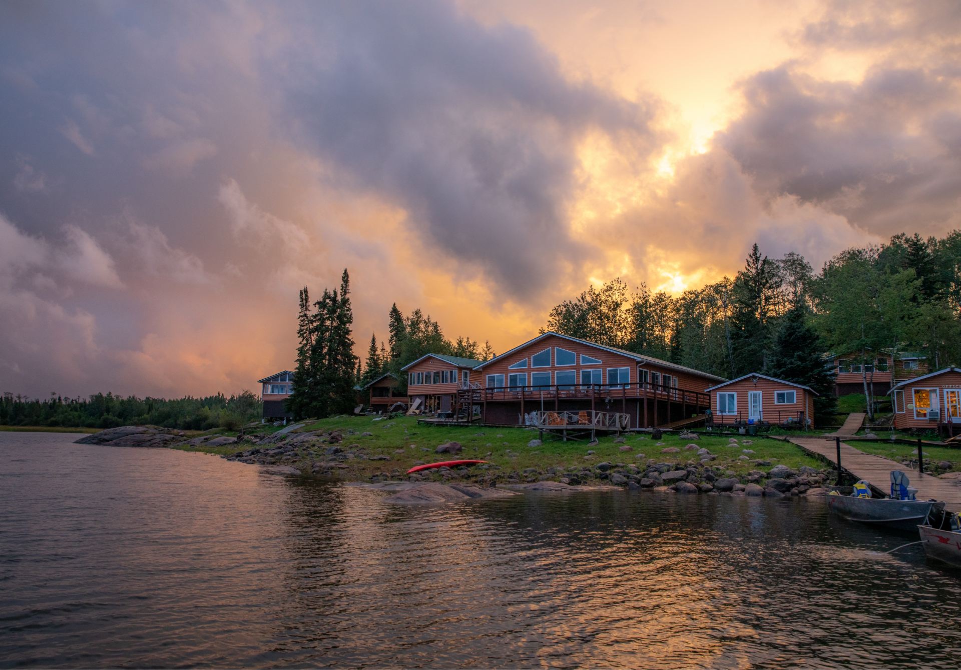 Oak Lake's main dining hall surrounded by private cabins.
