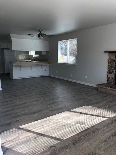 Prairie Place Duplexes in SE Albany OR, two-bedroom, one-bath – kitchen, living room, fireplace.