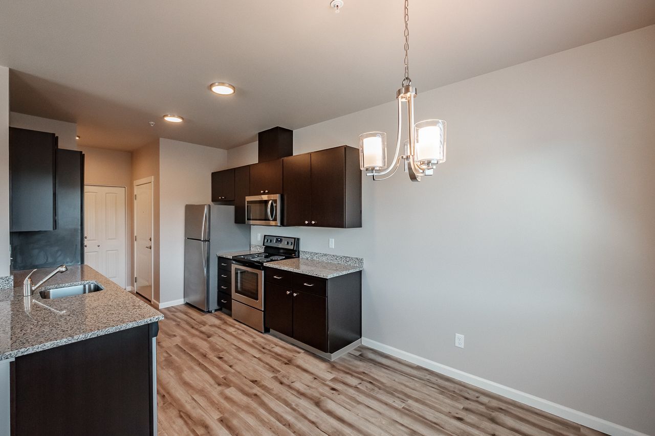 Hickory Hollow Apartments in North Albany OR, two-bedroom two-bathroom – dining room, kitchen. 