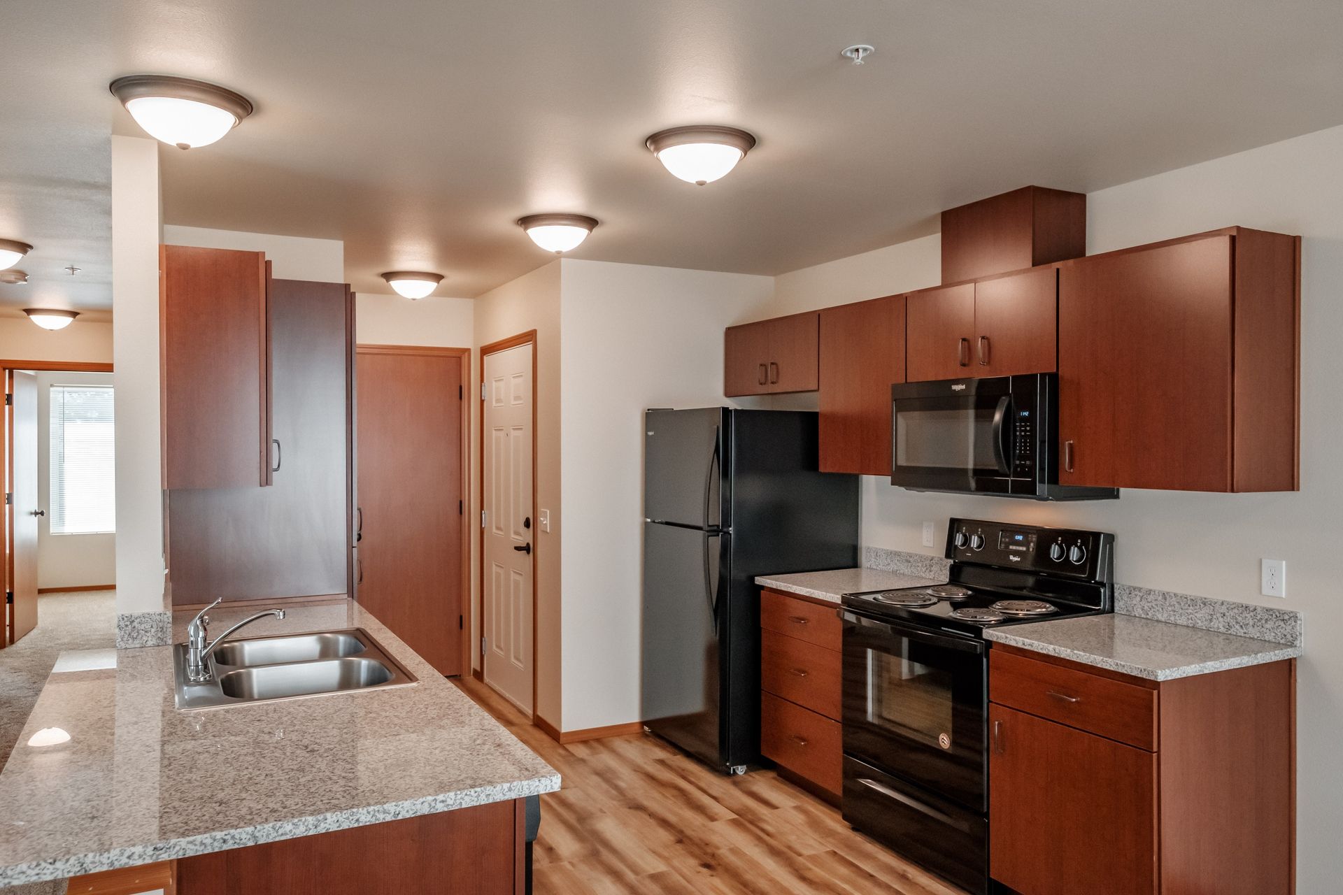 Oak Springs Apartments in Philomath Oregon, Near Oregon state University, two-bedroom two-bathroom – kitchen. 