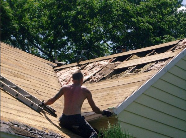 Before Roof Renovation — Willoughby, OH — Shiloh Painting & Home Services LLC