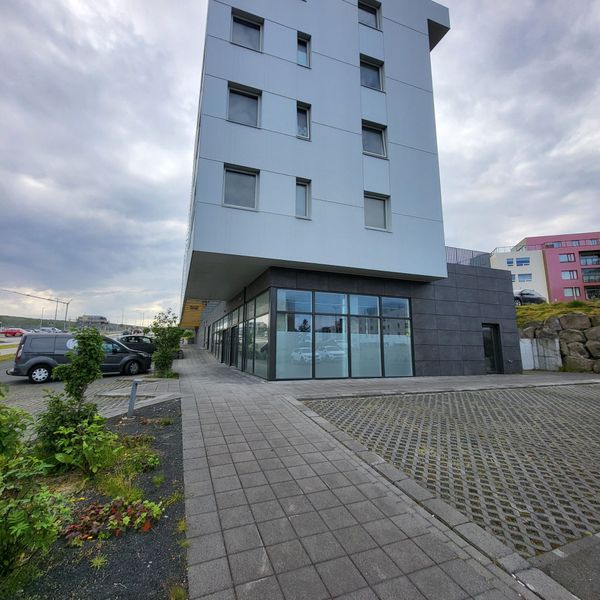 Urriðaholtsstræti 10-12