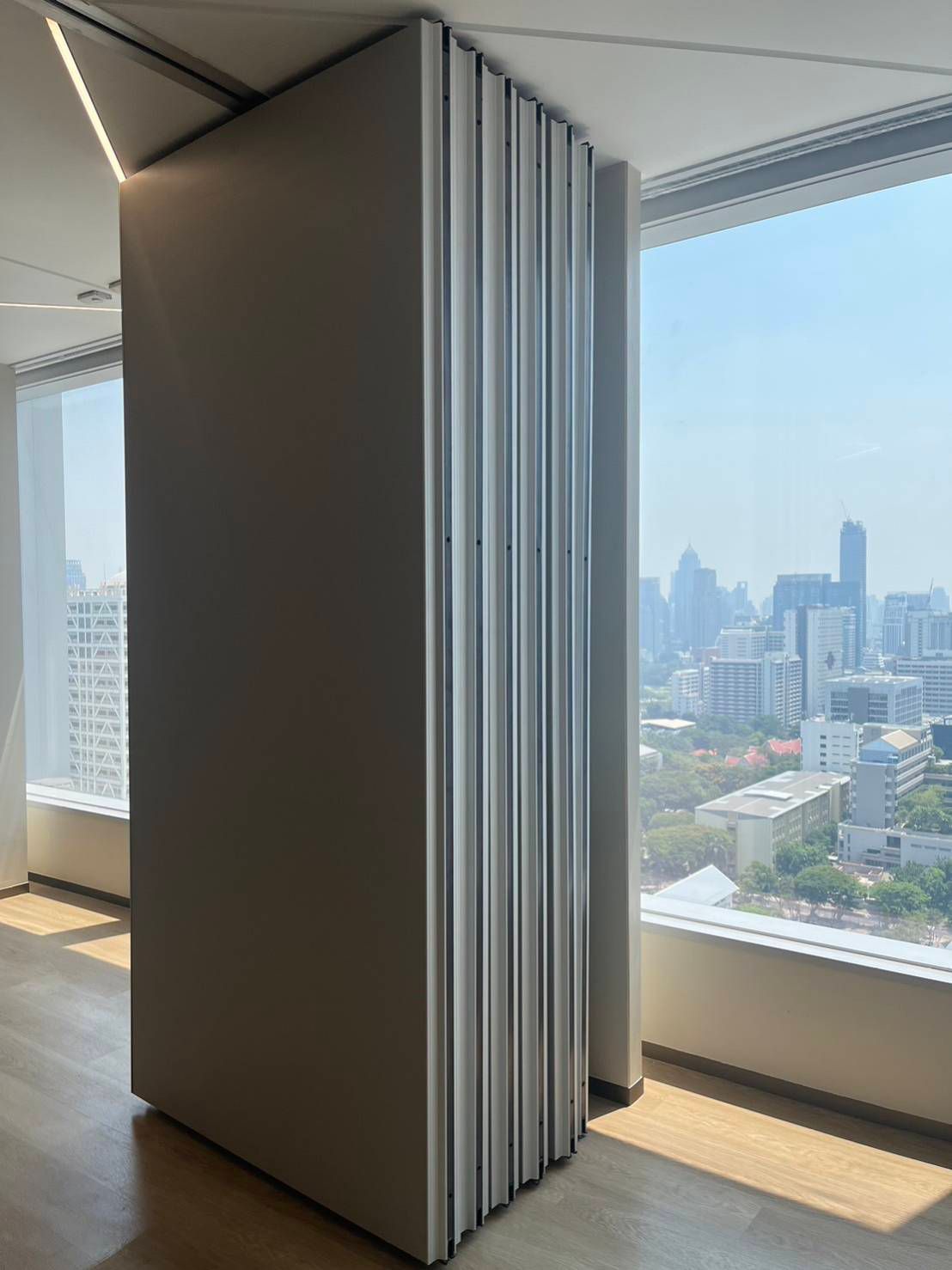 พาร์ทิชั่นกันเสียง | Soundproof Partition | Operable Wall