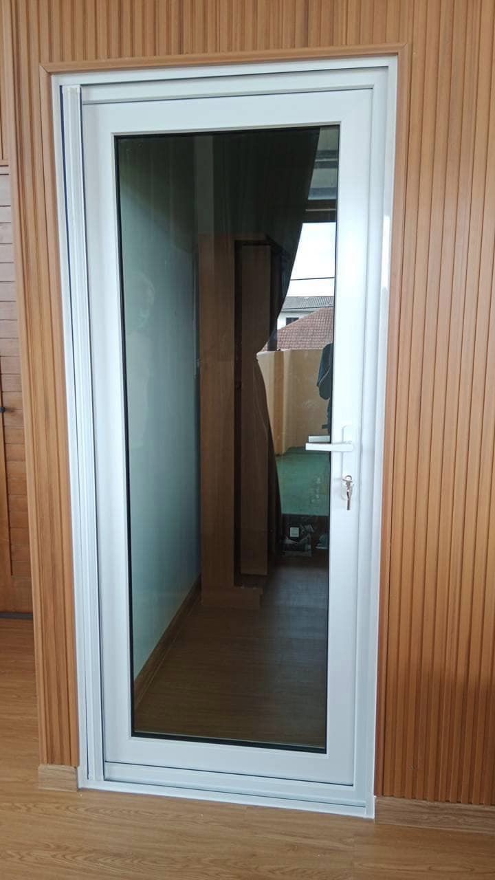 ประตูกันเสียง uPVC เฟรมกระจกลามิเนต