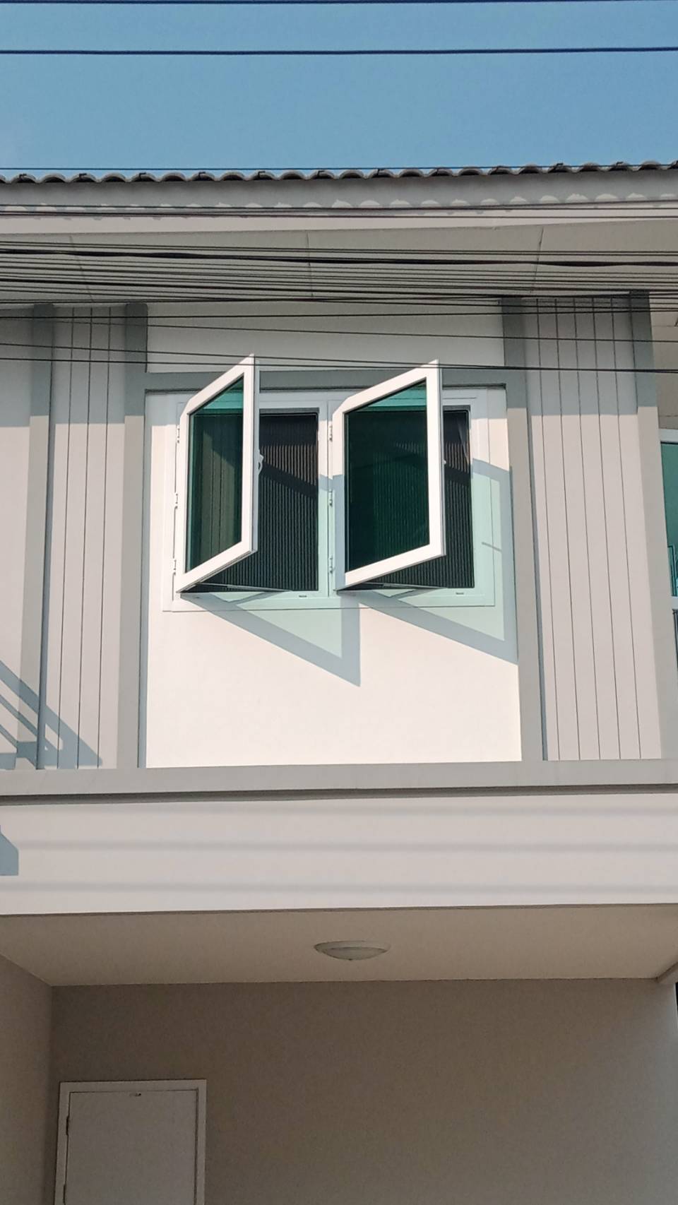 หน้าต่างกันเสียง uPVC กระจกลามิเนต