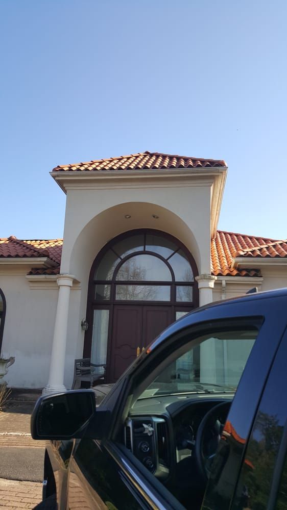 roofing contractor