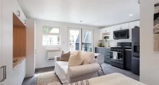adu interior