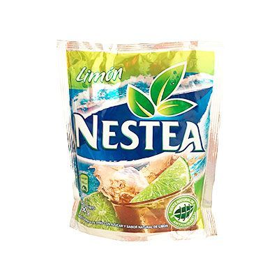 Bolsa de mezcla de té helado de limón de Nestlé, azul y verde con un gráfico de rodaja de limón.