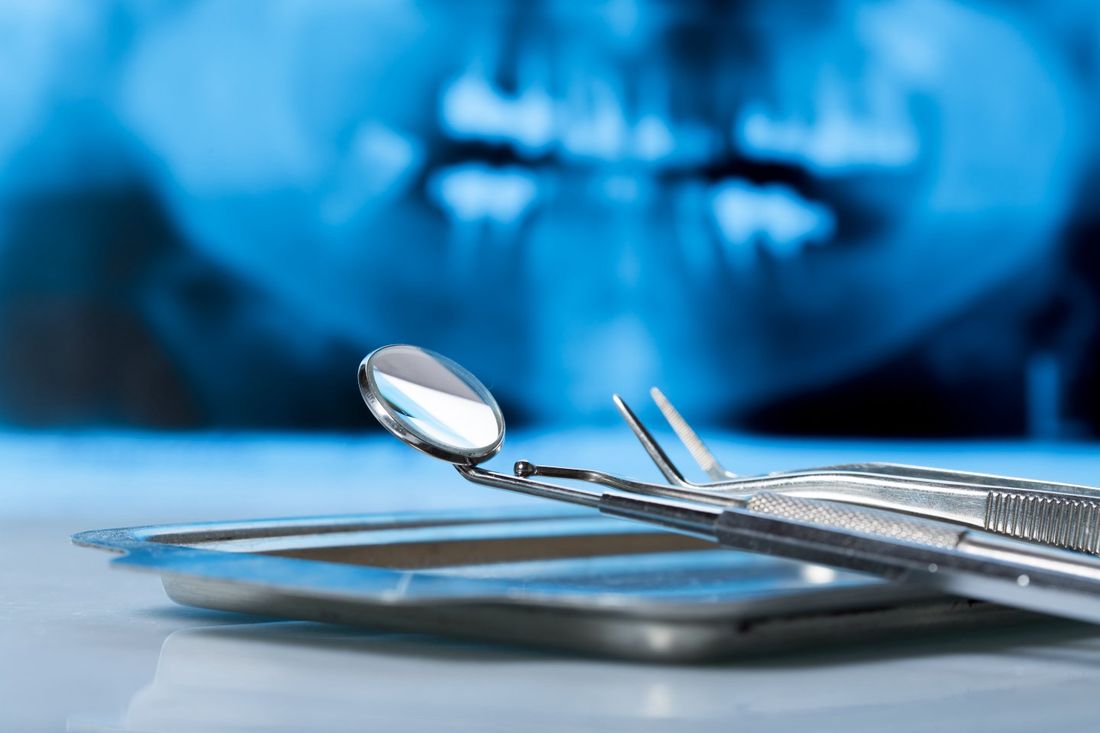 strumenti per la cura dentale