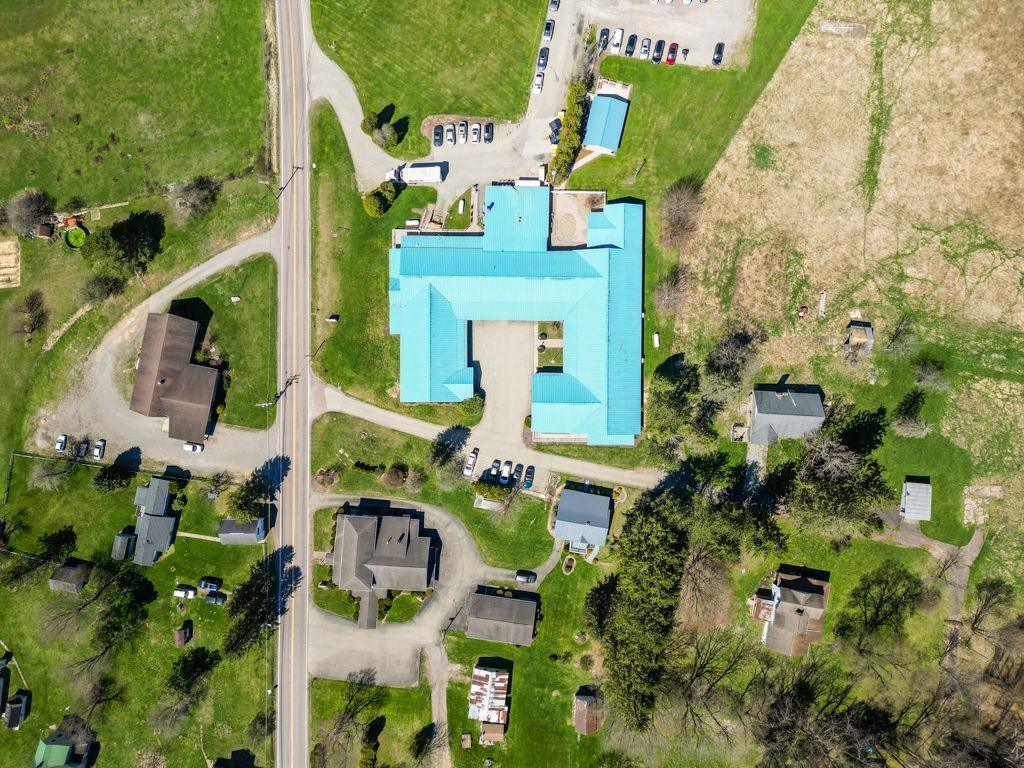 Aerial view of the campus at QLS Markleysburg