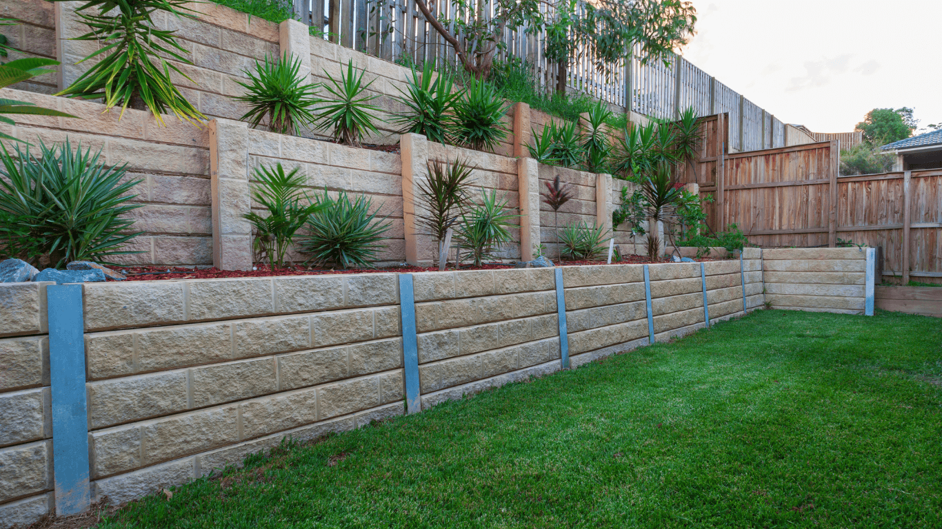 landscaping retaining wall in backyard