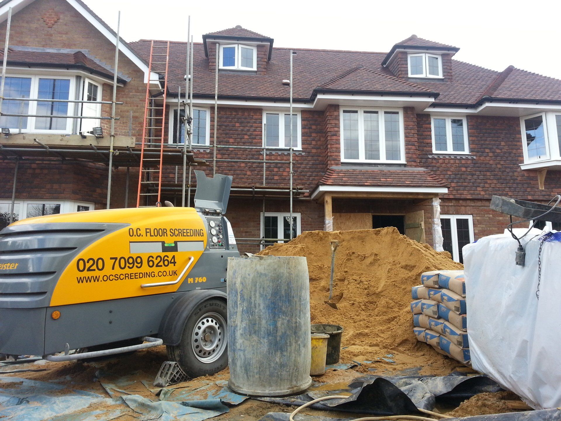 Fibre screed