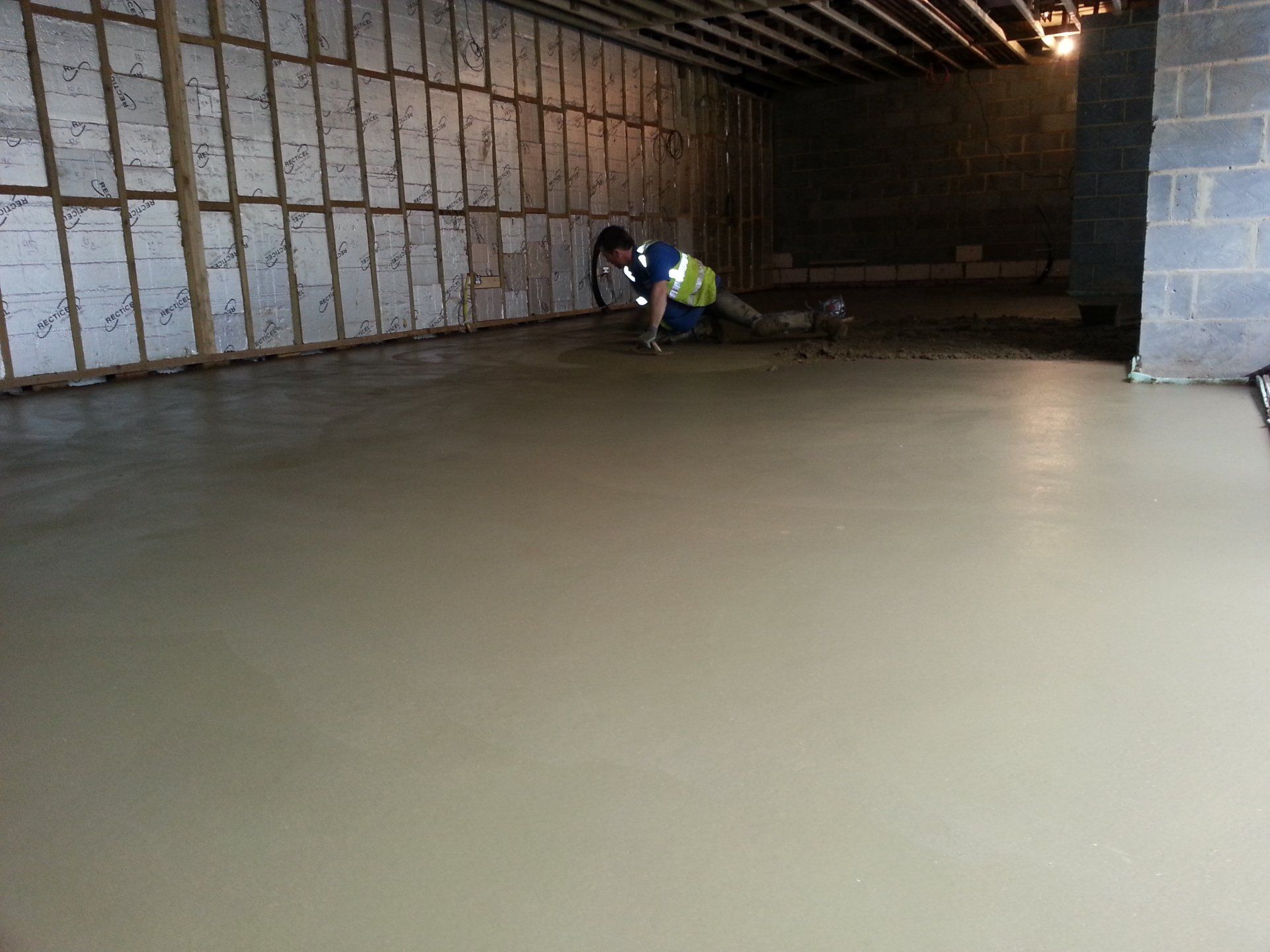 Commercial Screeding