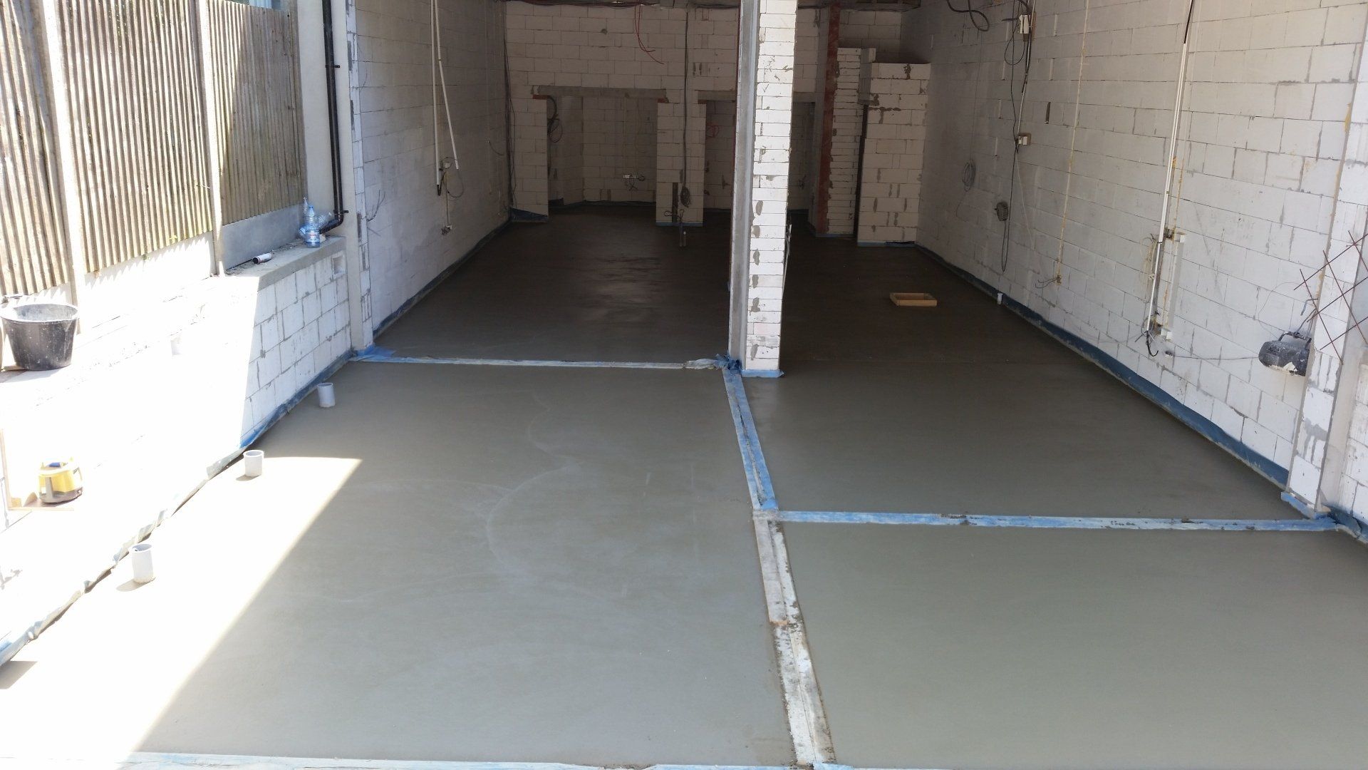 Exterior Screeding
