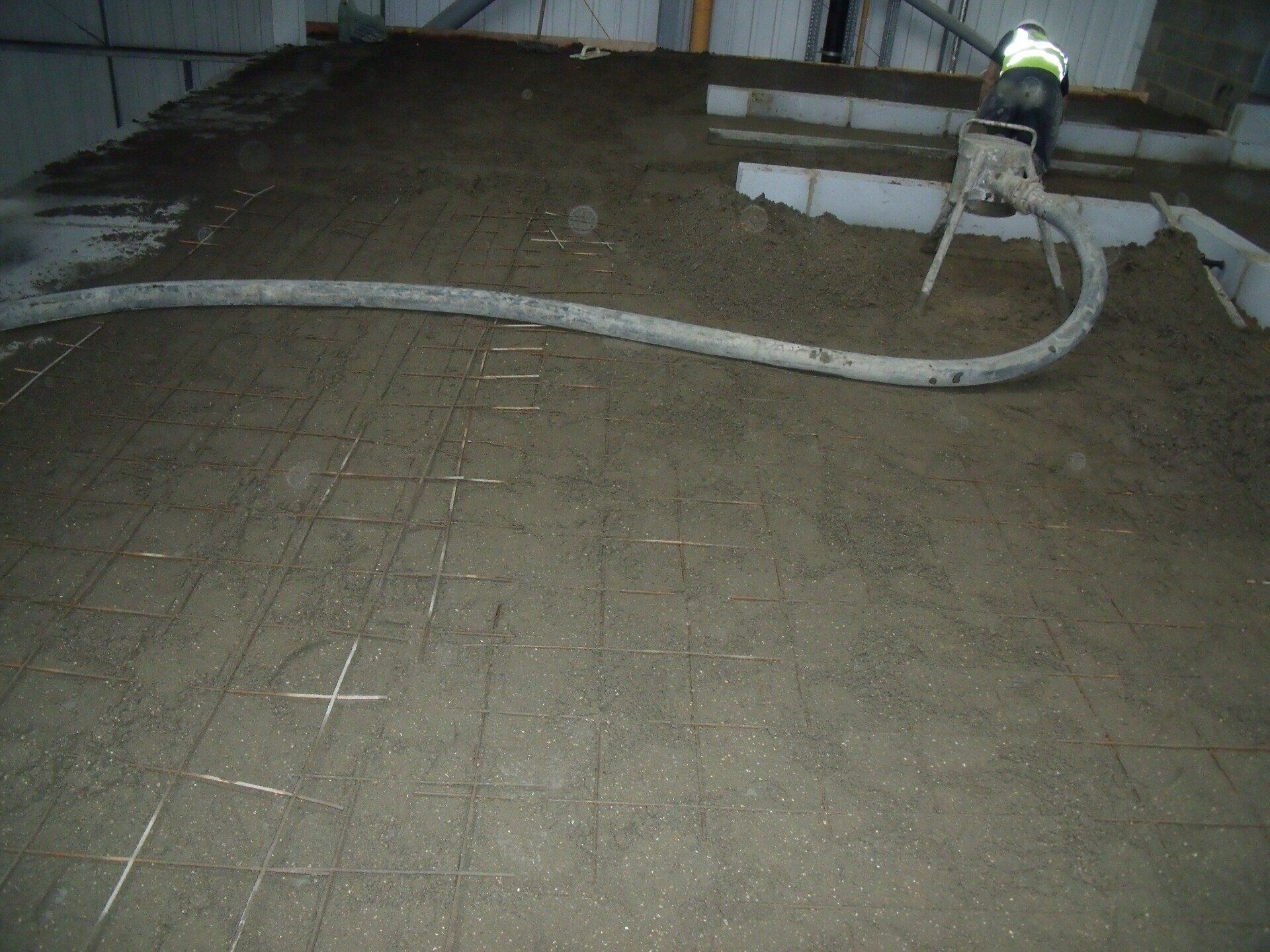 Laying Screed Process