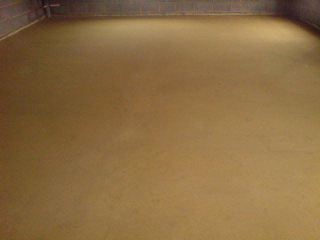 Smooth and Level Screed