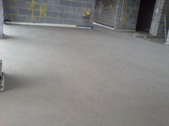 Flat, Level Screeding