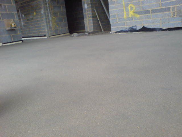 Level Screeding