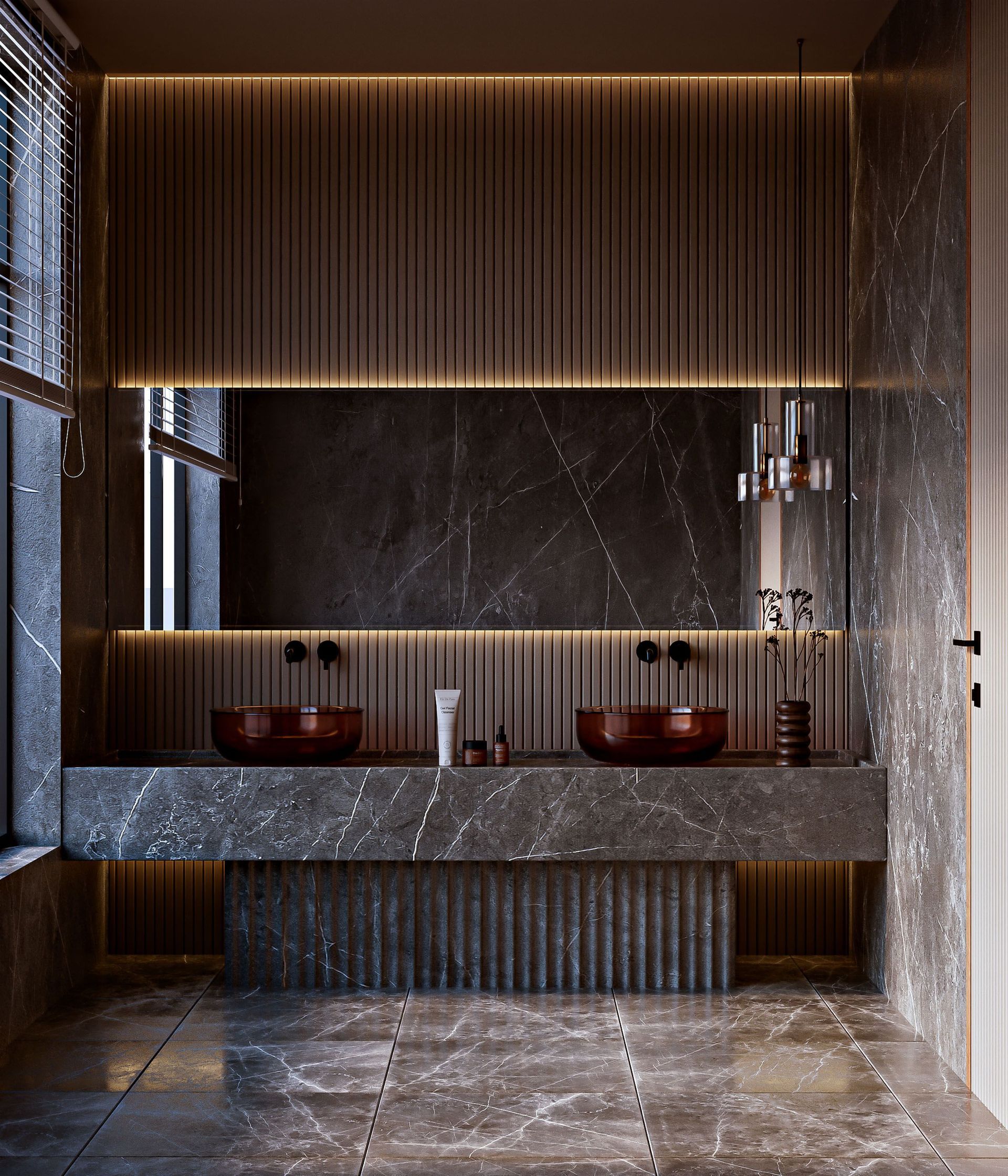 Moderne, luxe badkamermeubel met donker natuursteen, warme houten latten en twee wasbakken onder zachte verlichting.