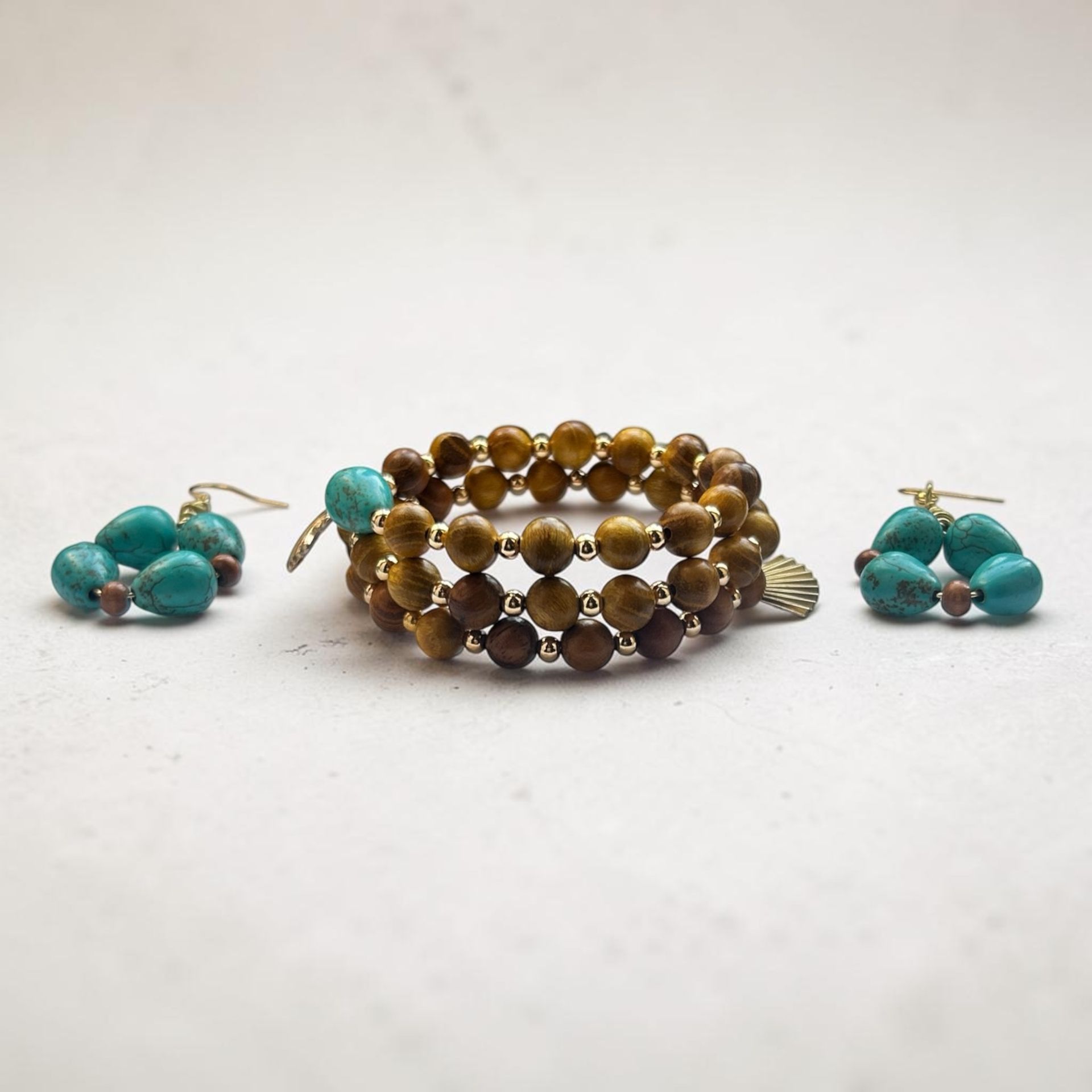 Western Beaded Memory Wire Bracelet & Earring Set with  Gold Plated Charm