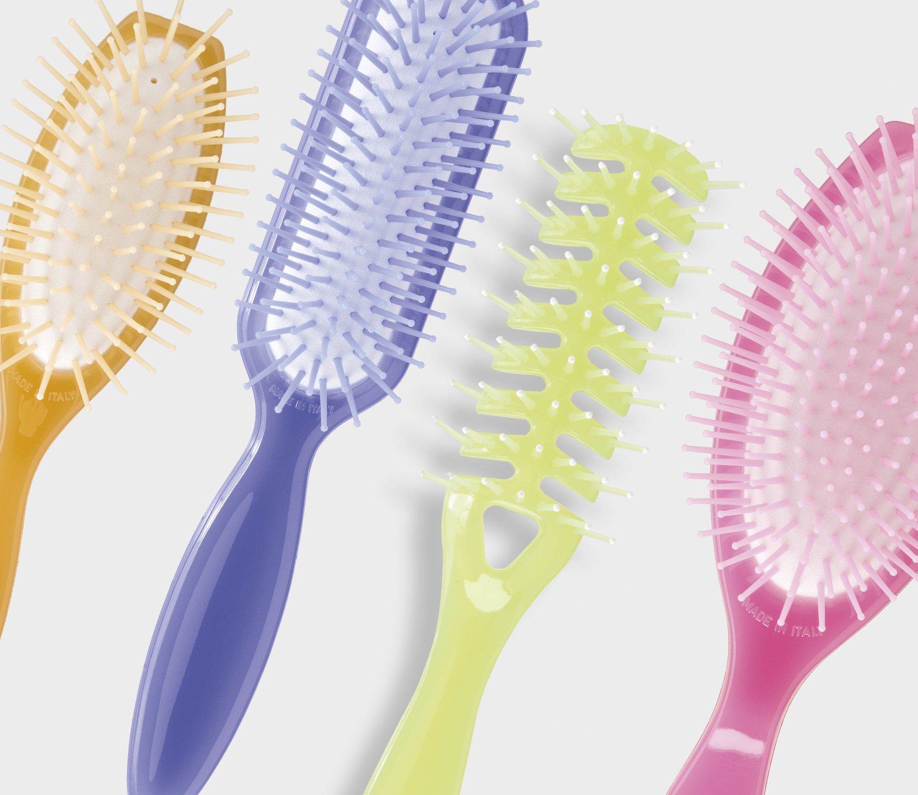 ingrosso di spazzole per capelli colorate