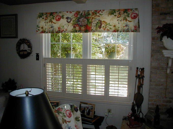 Cafe Style Shutter
