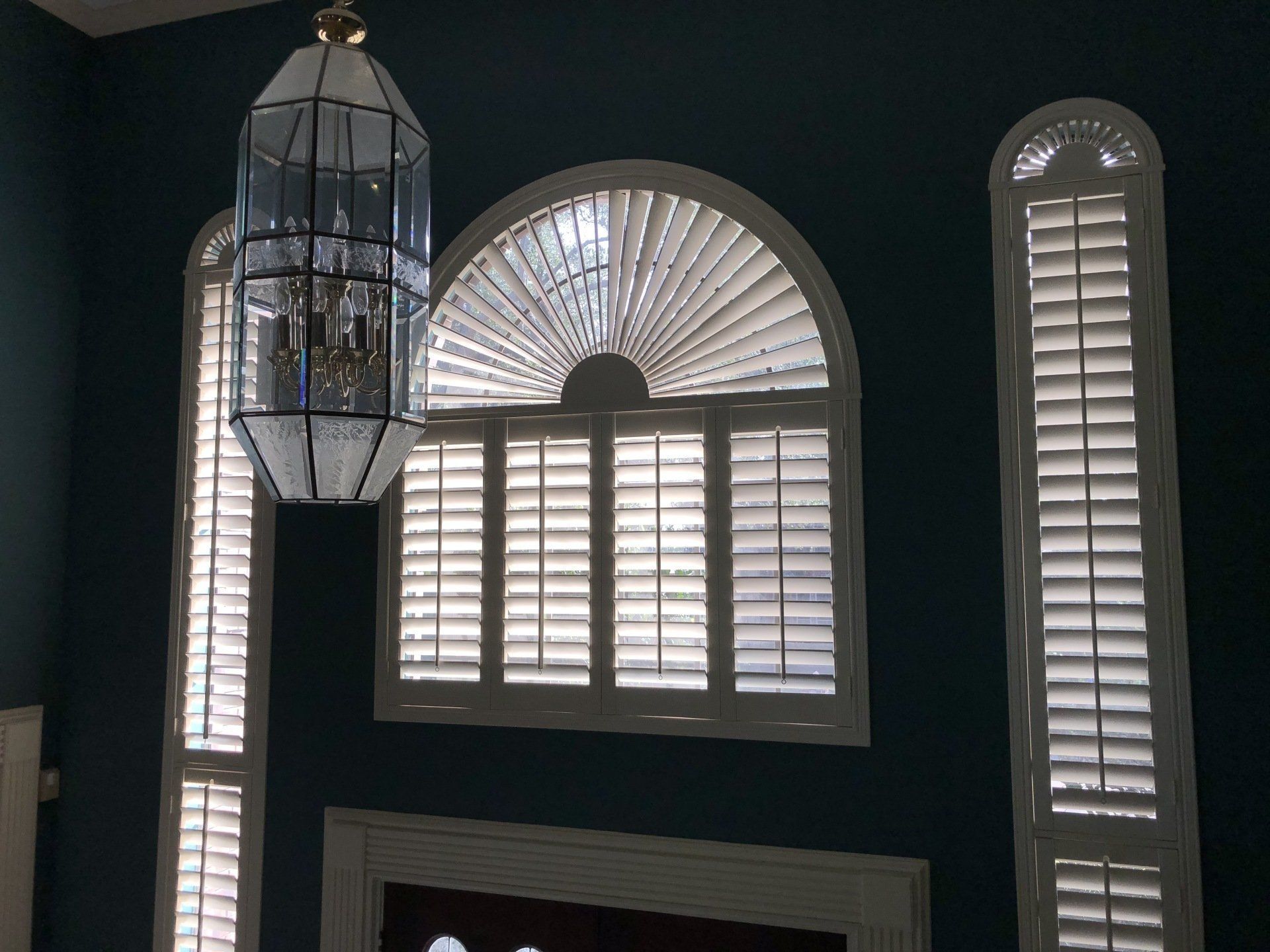 Tilt Rod Arch Shutter