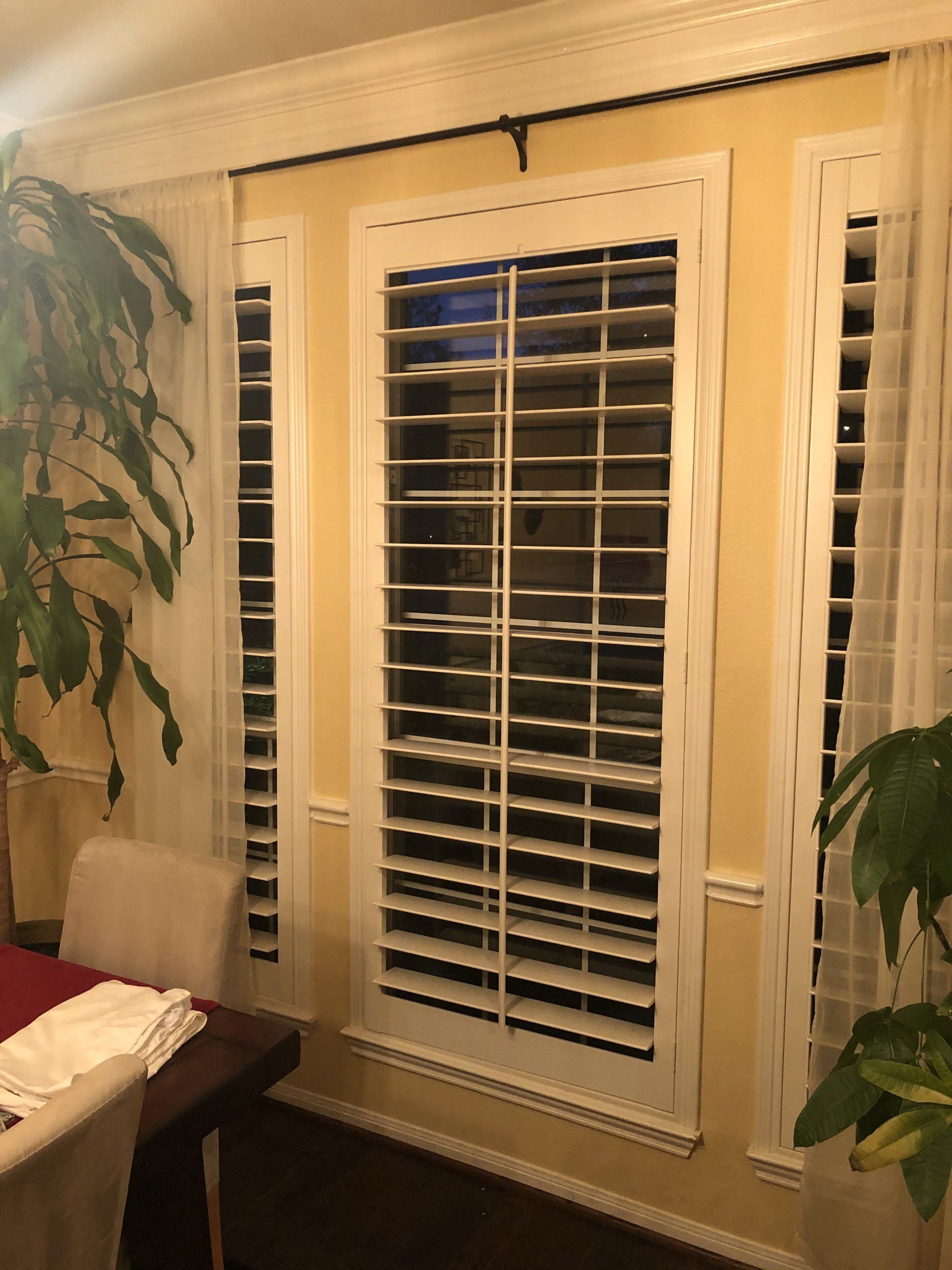 Tilt Rod Shutter