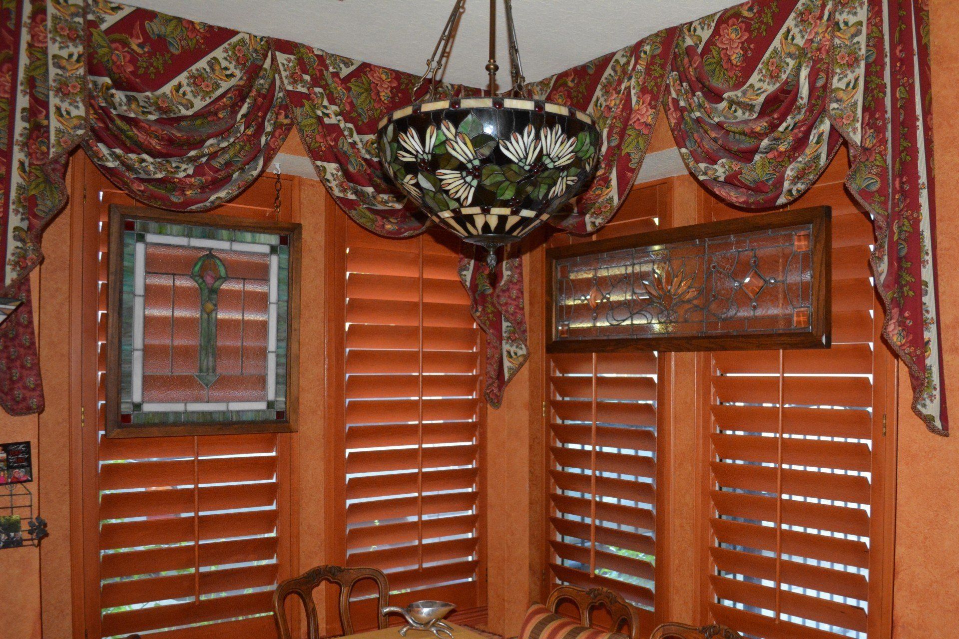 Stained Tilt Rod Shutter