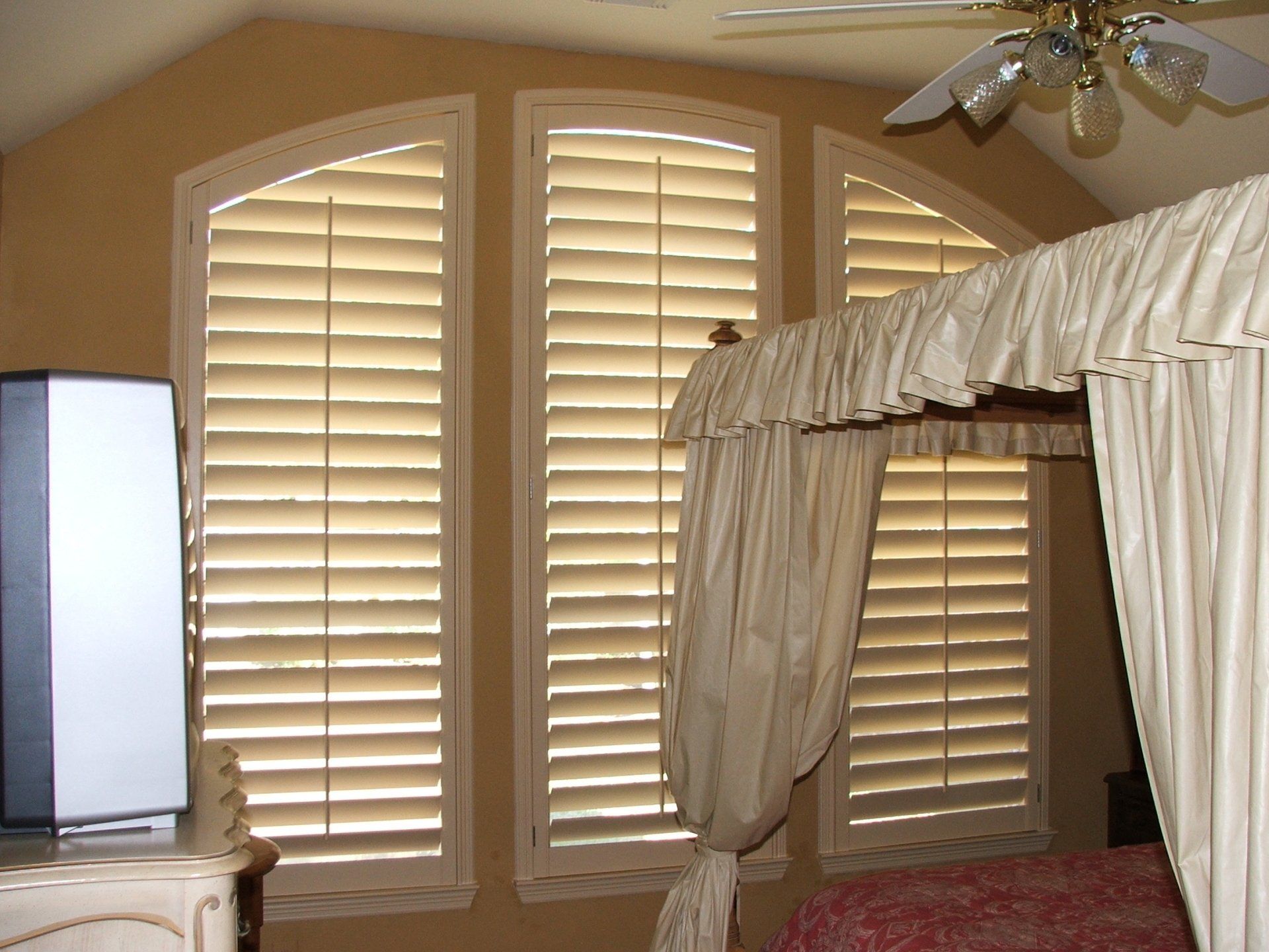 Tri Brow Shutter