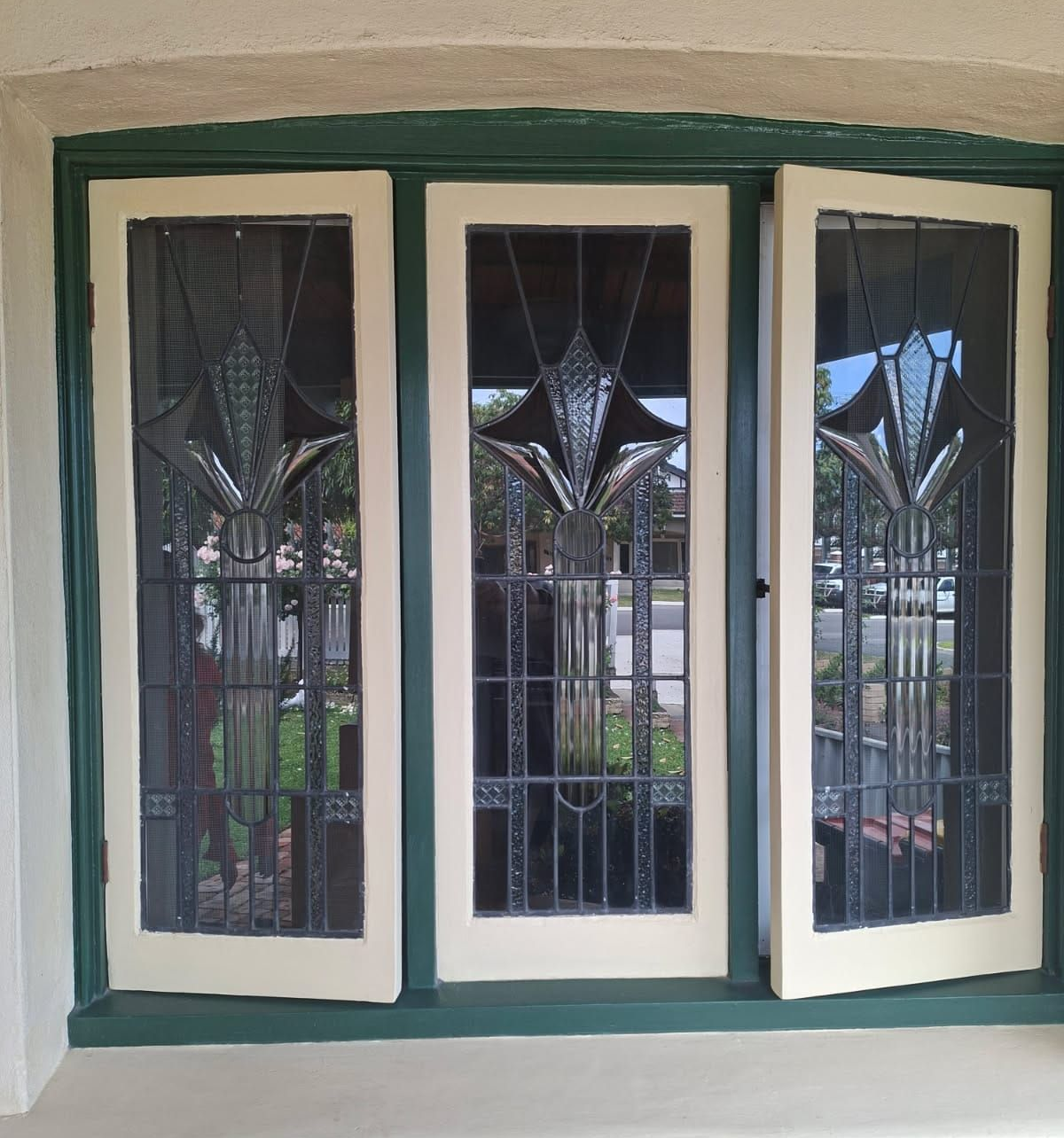 Intricate leadlight glass repair and restoration for heritage windows by Ainsley at Toodyay Glass.