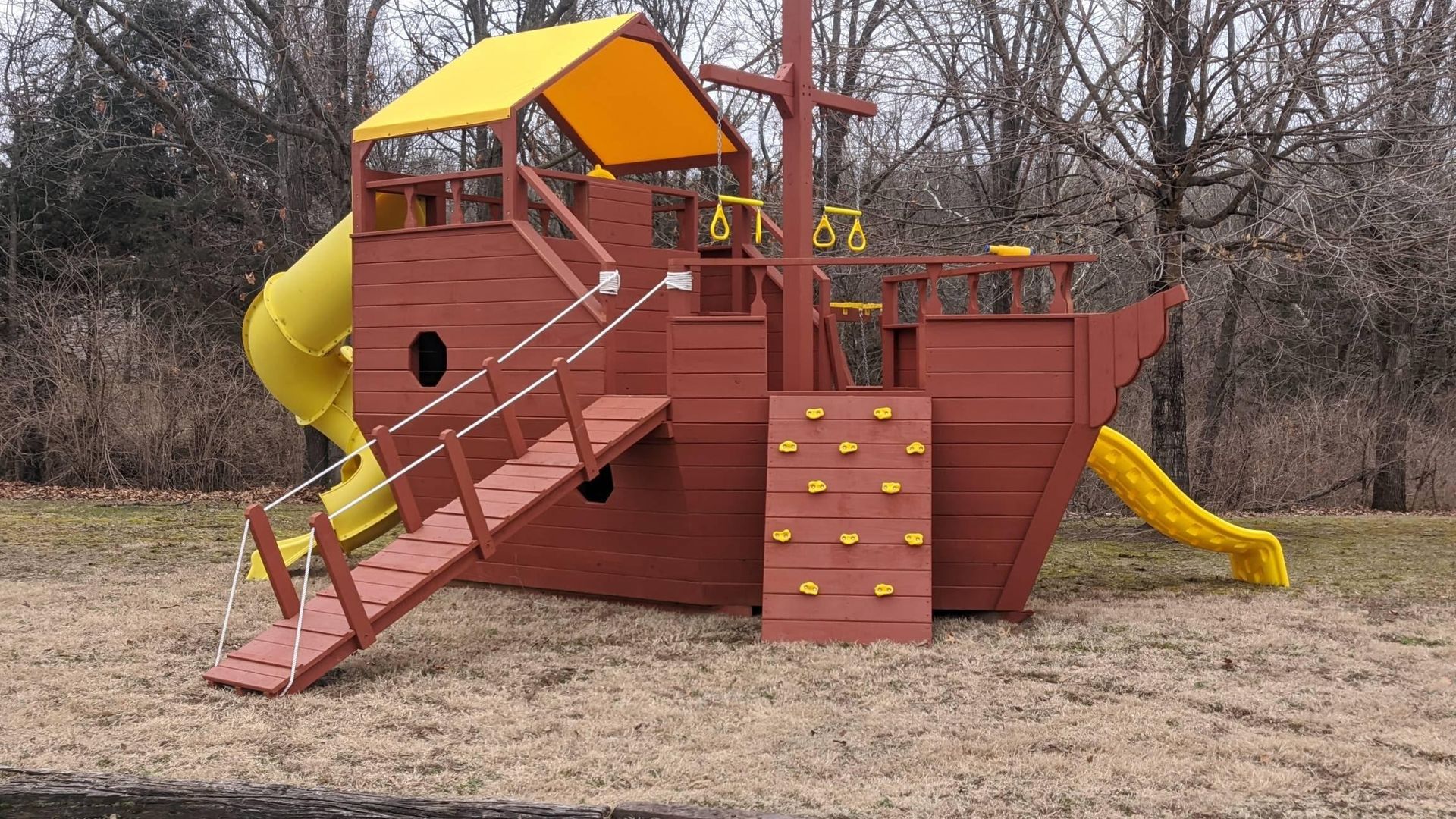 Custom Playsets Delivery + Installation Emerald Playsets