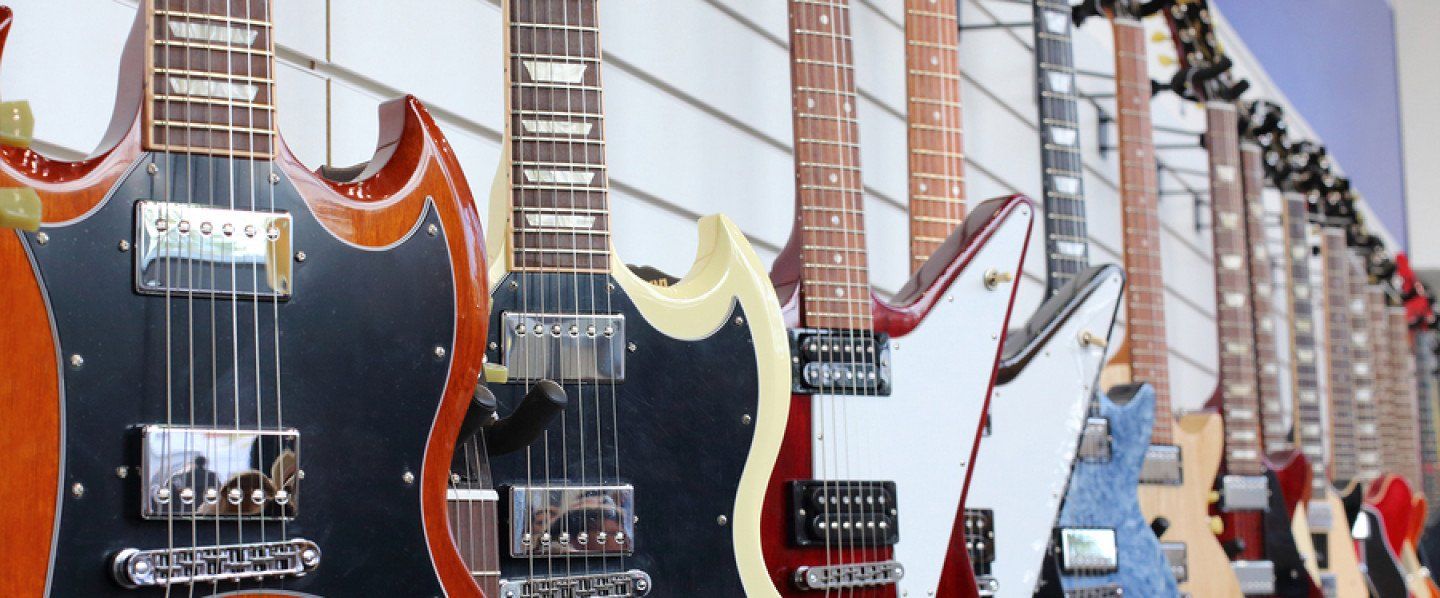 Different kinds of guitars