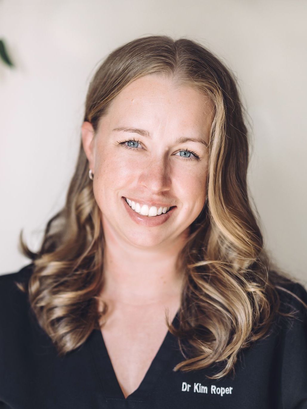 Dr Kim Roper