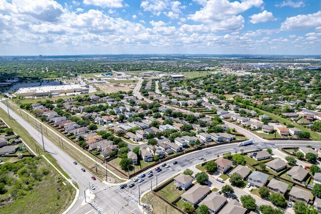 Flat Roof — San Antonio, TX — Alexander’s Roofing Flat Roof — San Antonio, TX — Alexander’s Roofing