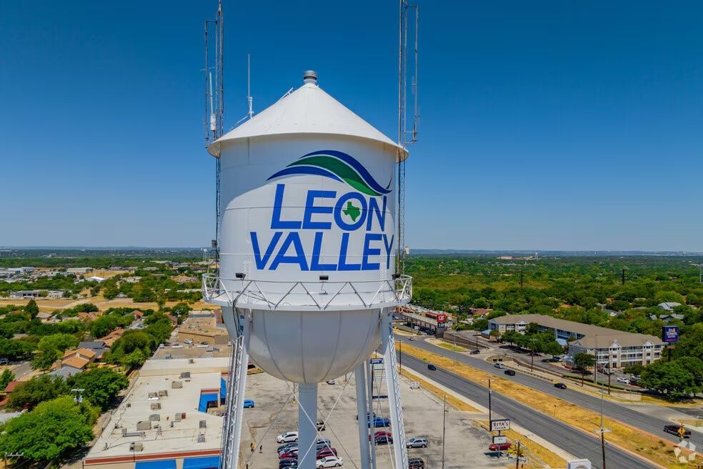 Leon Valley TX — San Antonio, TX — Alexander’s Roofing Leon Valley TX — San Antonio, TX — Alexander’s Roofing