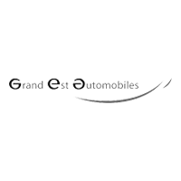 Un logo noir et blanc pour les plus grandes automobiles sur fond blanc.