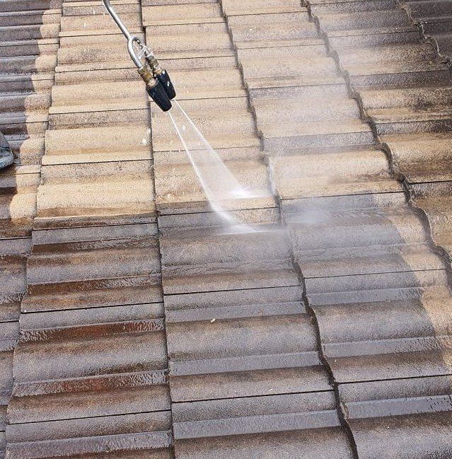 Roof Cleaning